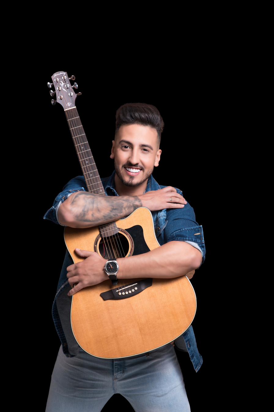 Gabriel Gadelha no estúdio